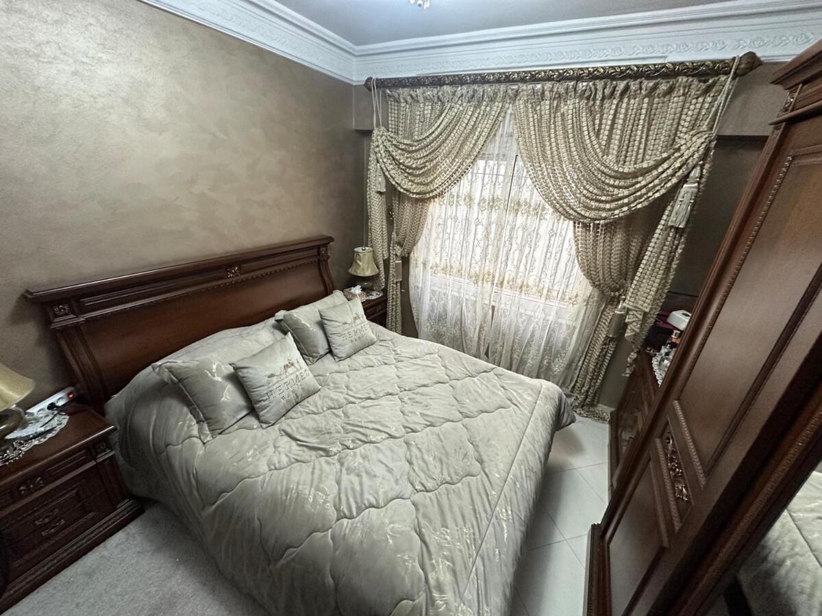 Zineb Seaside Escape Luxury, Perfect Location Apartment
